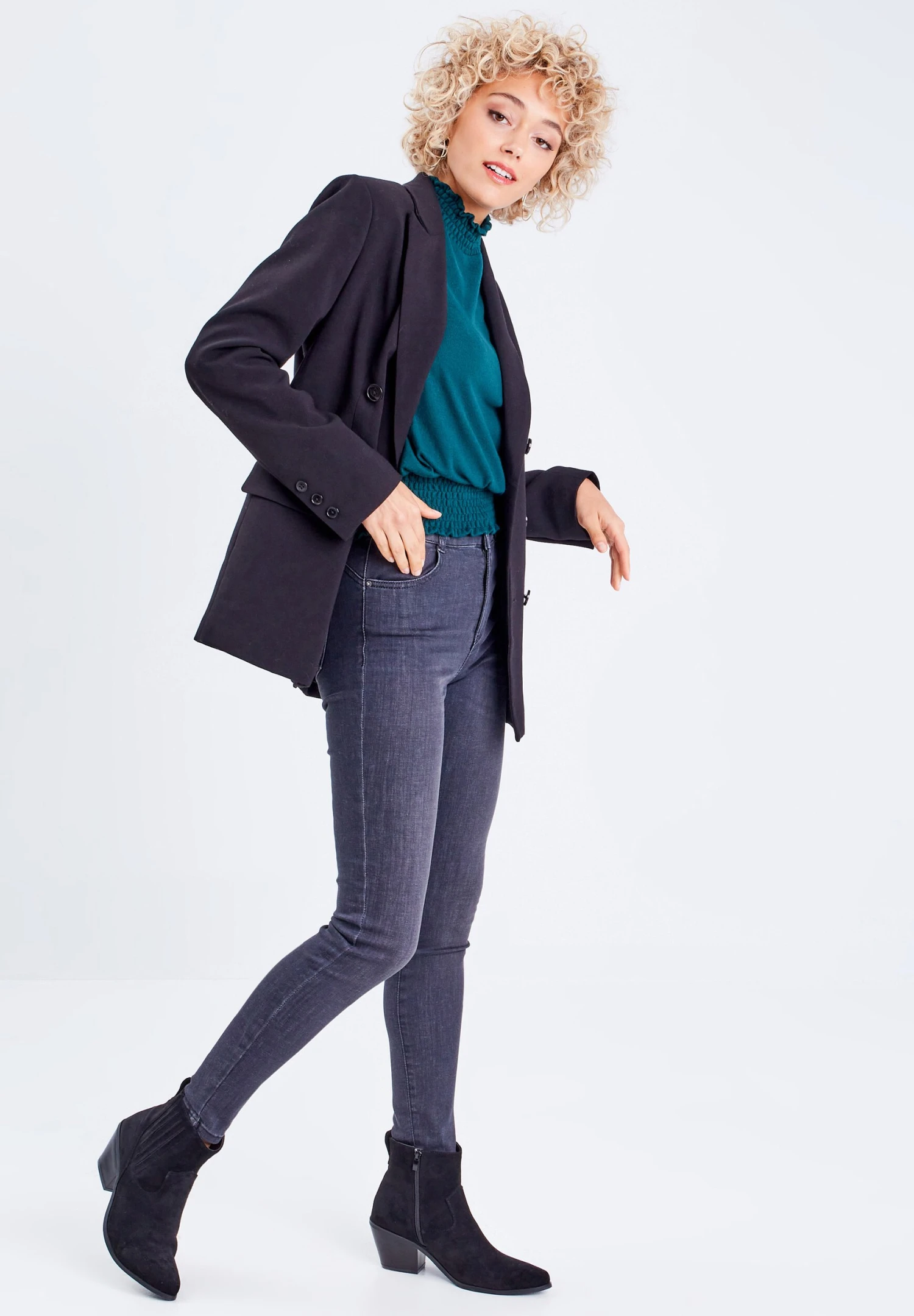 Gerade Geschnittene Esprit - Blazer - Noir 4 Gerade Geschnittene Esprit - Blazer - Noir – Image 2