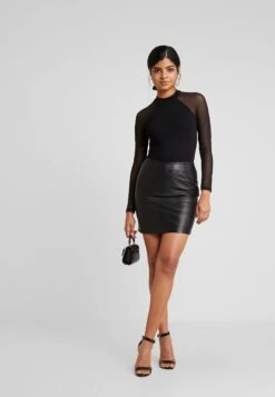 Even&Odd Bodysuit - T-Shirt À Manches Longues - Black 8 Even&Odd Bodysuit - T-Shirt À Manches Longues - Black -Next Soldes f134636b71c249e5a5fcbbcacffb1710