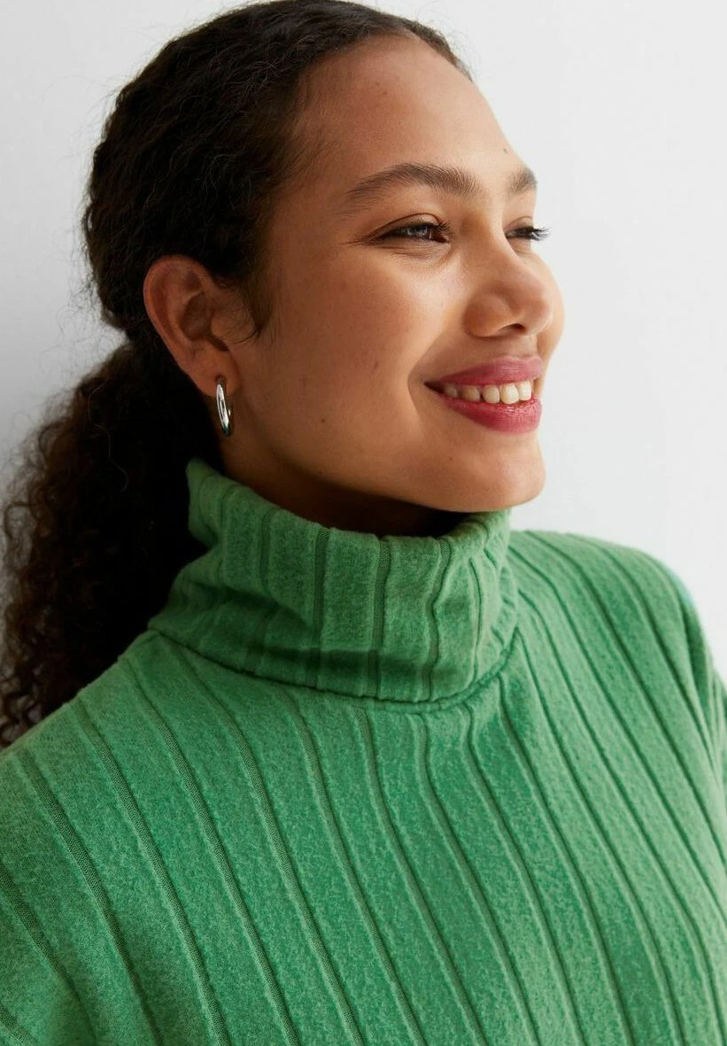 New Look Roll Neck Boxy - Pullover - Green 6 New Look Roll Neck Boxy - Pullover - Green – Image 4
