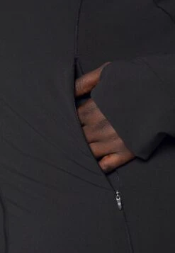 Lululemon Mist Over Windbreaker - Veste Coupe-Vent - Black -Next Soldes f4f99f58e31f4066af70861d3351774a