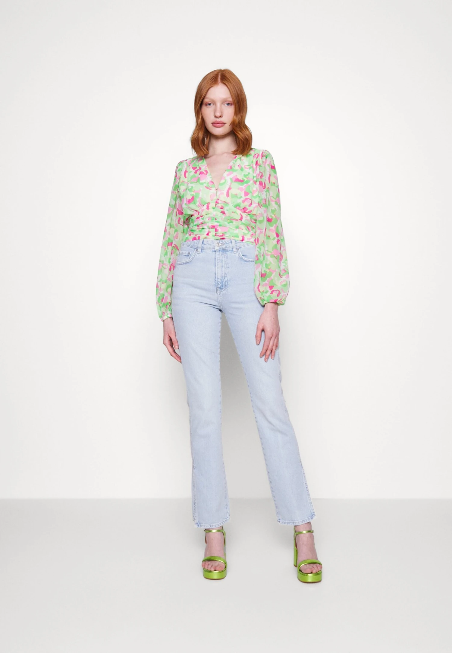 Gina Tricot Mia Blouse - T-Shirt À Manches Longues - Flowerfield 4 Gina Tricot Mia Blouse - T-Shirt À Manches Longues - Flowerfield – Image 2
