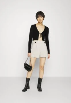 Vero Moda Petite Vmglory - Gilet - Black 8 Vero Moda Petite Vmglory - Gilet - Black -Next Soldes f56ac80c65914e15966a2b0f990b3a09