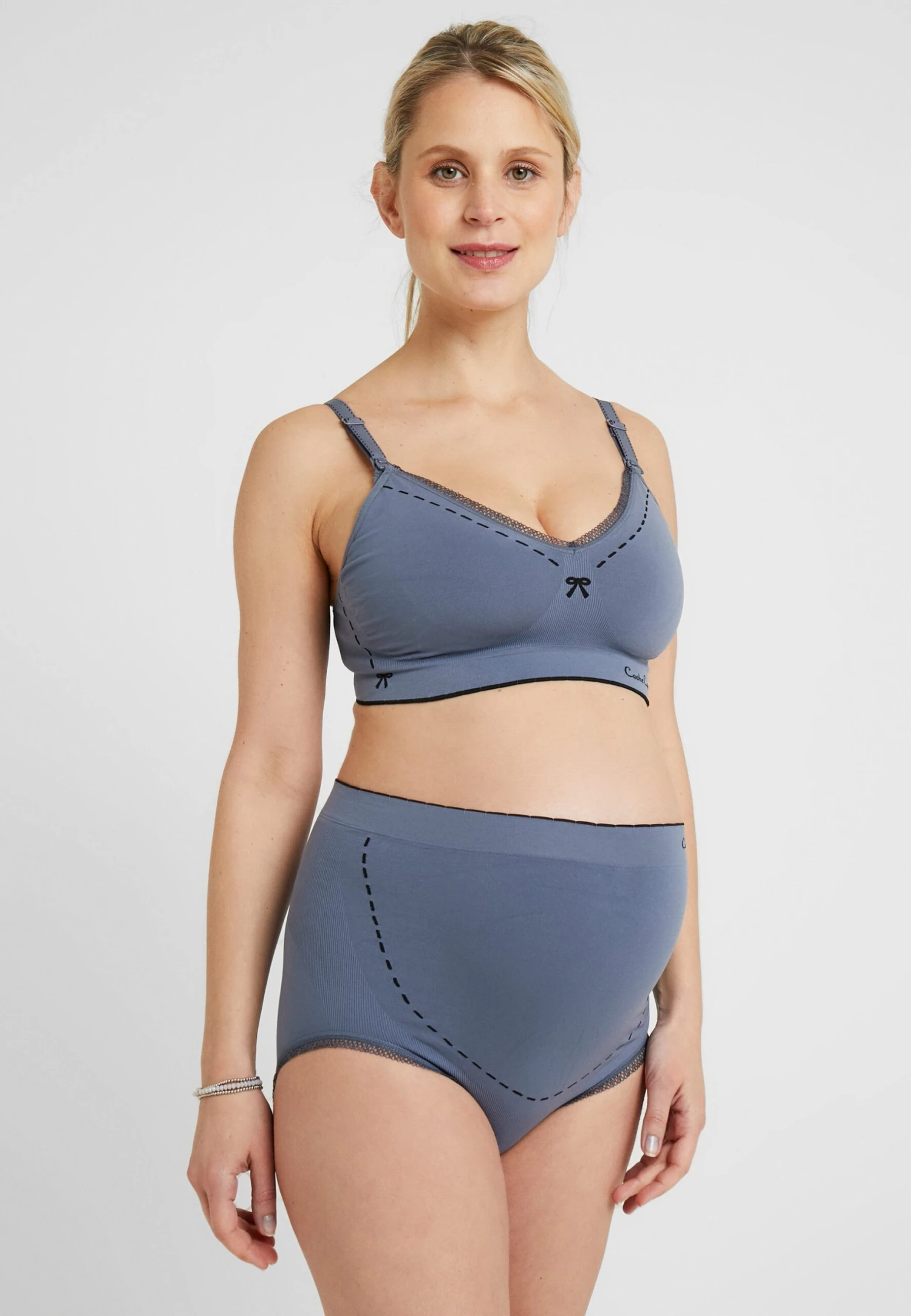 Cache Coeur Illusion - Soutien-Gorge Triangle - Grey 4 Cache Coeur Illusion - Soutien-Gorge Triangle - Grey – Image 2