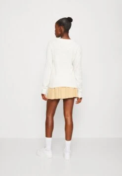 Vila Vioa O Neck - Pullover - White Alyssum 10 Vila Vioa O Neck - Pullover - White Alyssum -Next Soldes f771aa40c5de4927866265471bbfdb69