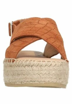 Sandales À Plateforme - Cognac 10 Sandales À Plateforme - Cognac -Next Soldes f7dad2dfee1544e88b1c0625a87ed695