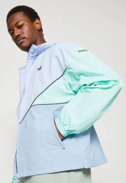 Adidas Originals Unisex - Veste Coupe-Vent - Blue Dawmbient Sky/Easy Green -Next Soldes f8dfa0bdcd484cc1a29bfaaa71c94549