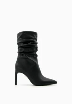 BERSHKA Slouchy - Bottines - Black 13 BERSHKA Slouchy - Bottines - Black -Next Soldes fad7103da92441ddaf1f8fe2a9761ad7