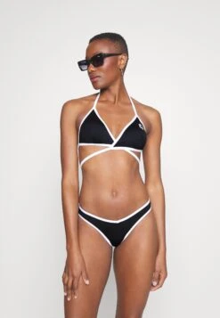 Guess Sporty Chic - Haut De Bikini - Jet Black 9 Guess Sporty Chic - Haut De Bikini - Jet Black -Next Soldes faf41007f8344bff8f0cf4440d832b85