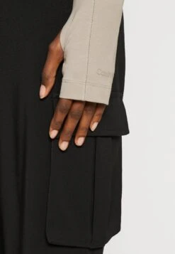 Calvin Klein Smooth Slash Top - T-Shirt À Manches Longues - Cinder -Next Soldes fb8ba7bd930c4940b17f227f56a970fb