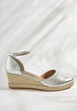 Next Forever Comfort Closed Toe Regular/Wide Fit - Escarpins Compensés - Silver -Next Soldes fc95a489001a4c109afdde41fd1f939a