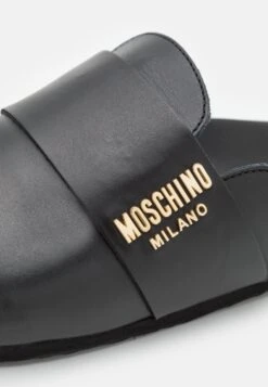 MOSCHINO Mules - Nero 15 MOSCHINO Mules - Nero -Next Soldes fccd4533c5d44e4d85eaf8d01fed2a84