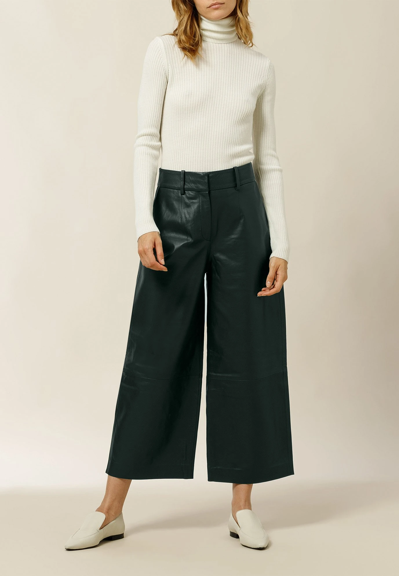 IVY OAK Lila - Pantalon En Cuir - Iris Leaf 6 IVY OAK Lila - Pantalon En Cuir - Iris Leaf – Image 4