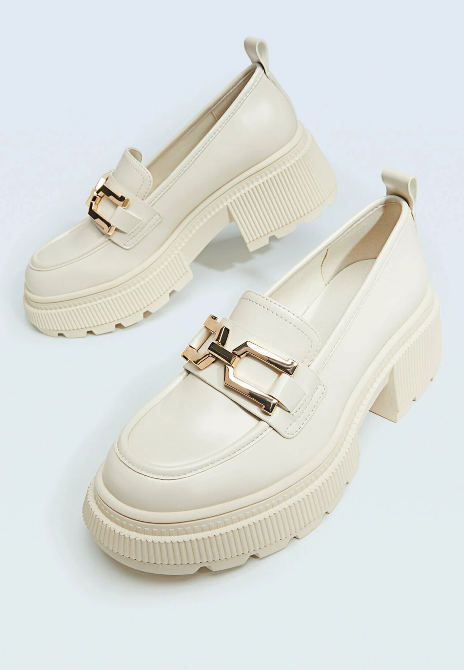 Stradivarius Mocassins - Off White 6 Stradivarius Mocassins - Off White – Image 4
